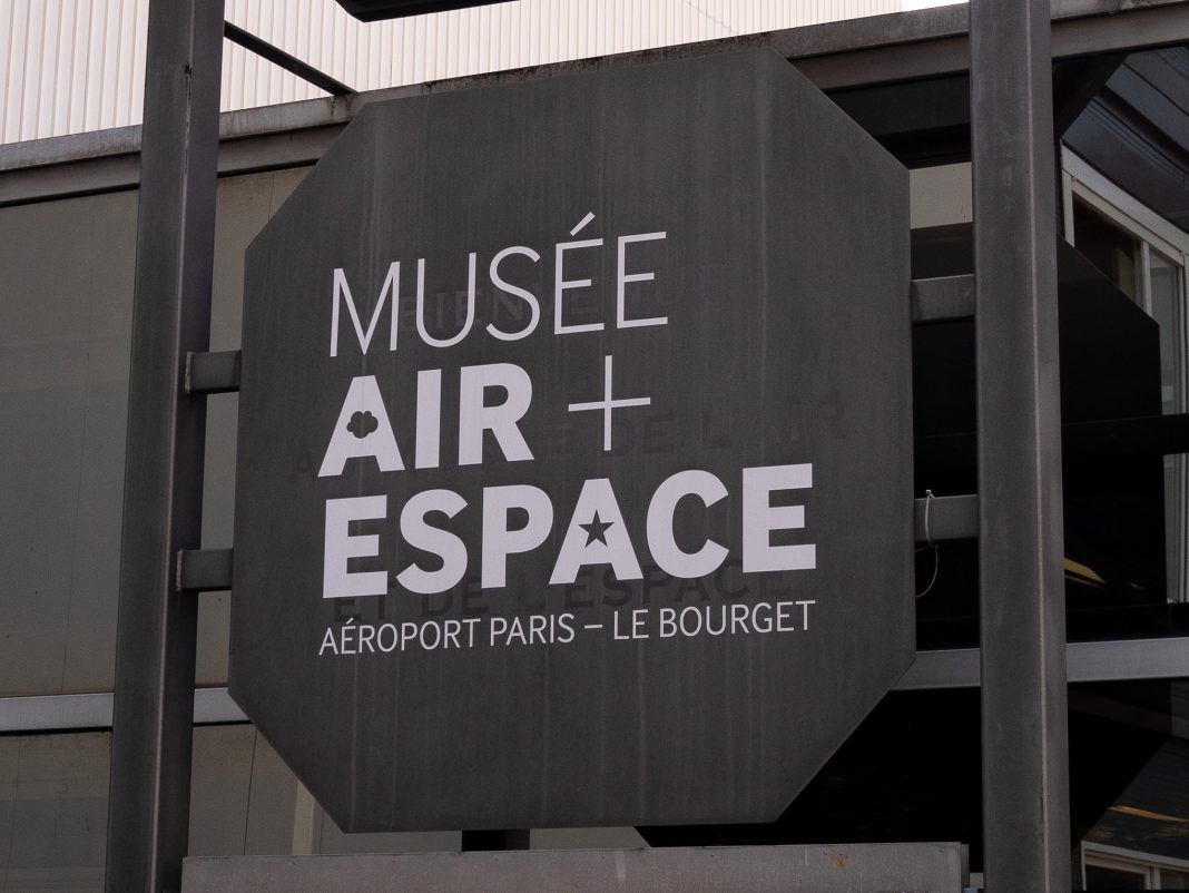 musee_air_espace_entree_affiche